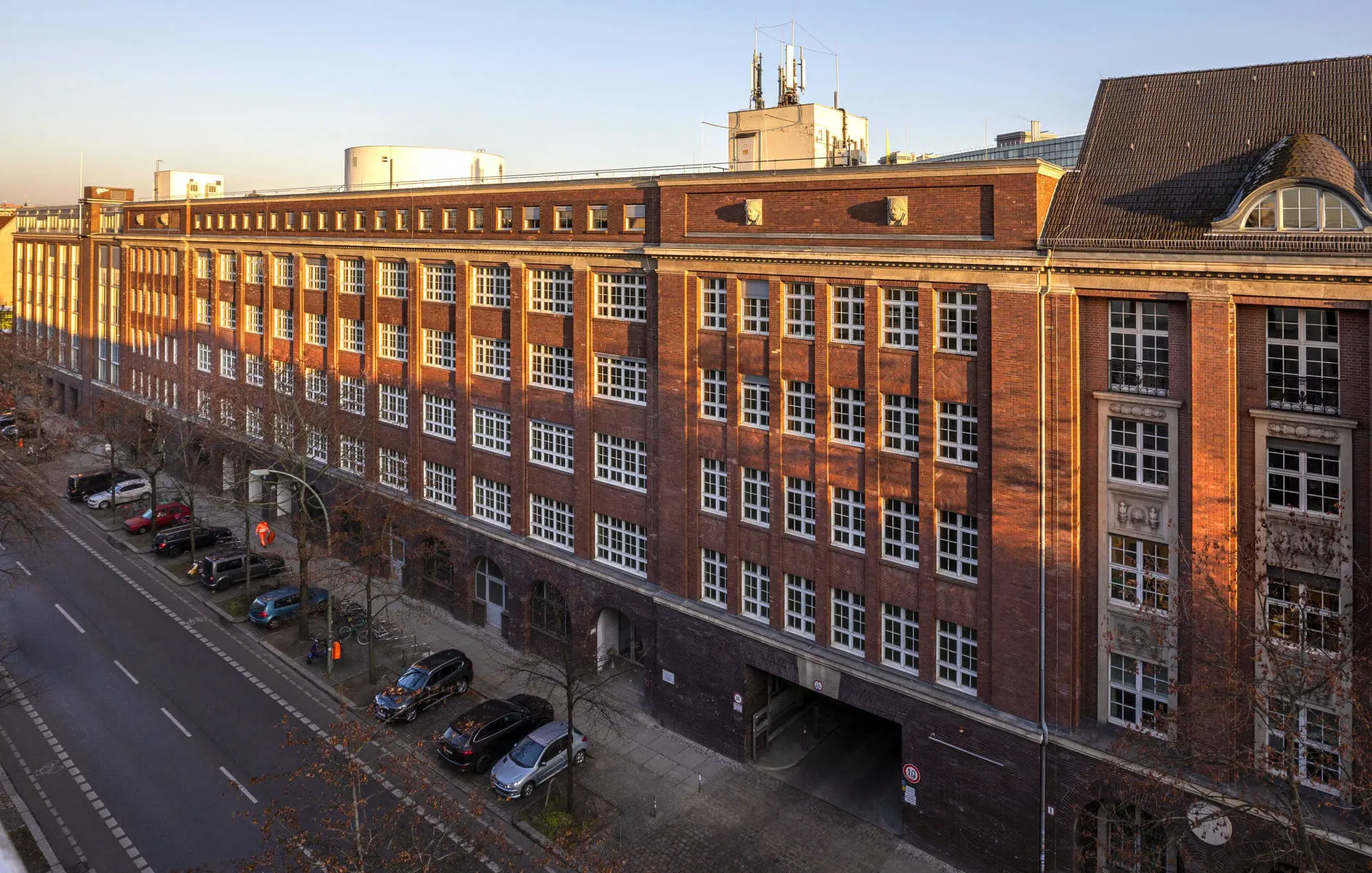 Neue Bahnhofstr. 11-17, 10249 Berlin