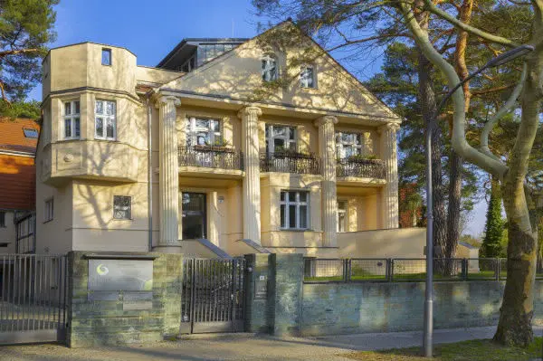 Pacelliallee 6, 14195 Berlin